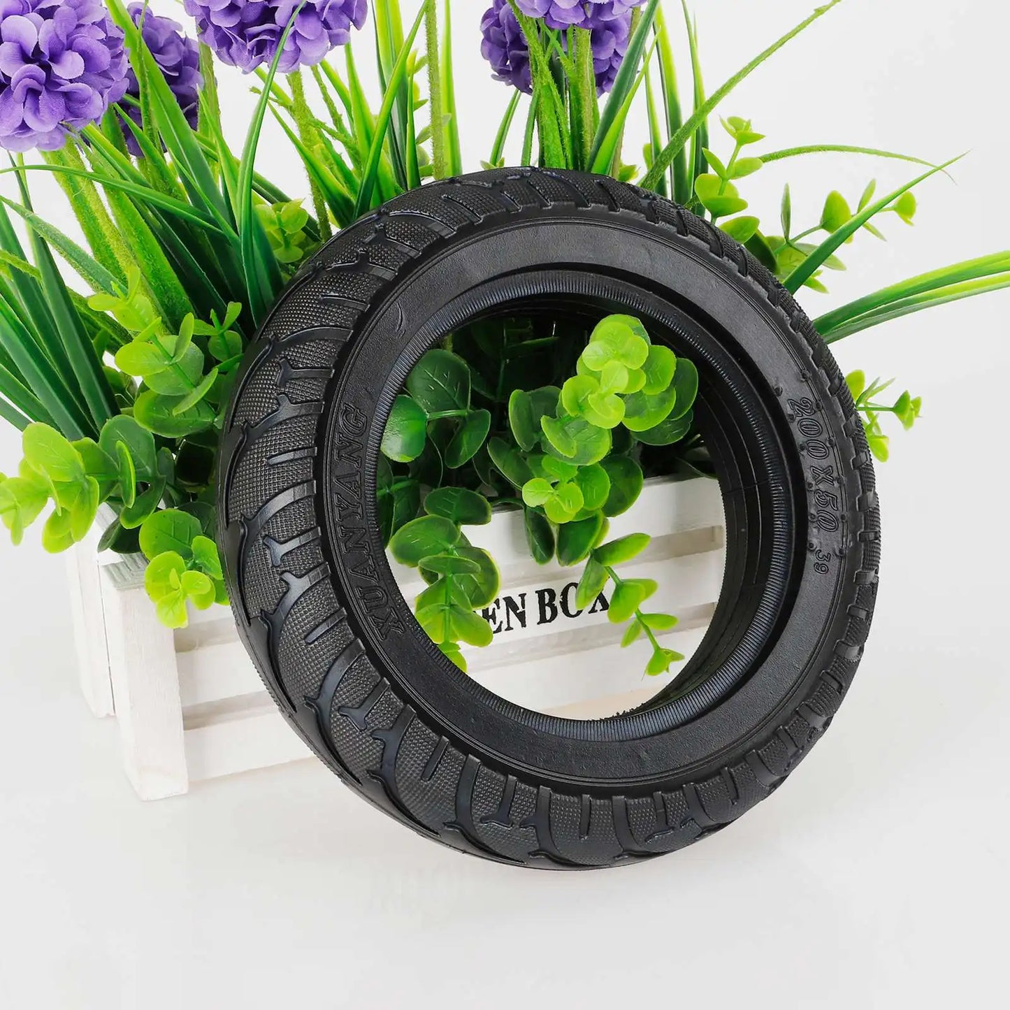 200*50 solid tires 8-inch tubeless tires 200*50 non-inflatable explosion-proof tires for electric scooters